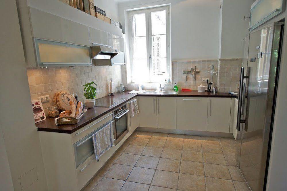 Rue Sade Bed & Breakfast Antibes Buitenkant foto