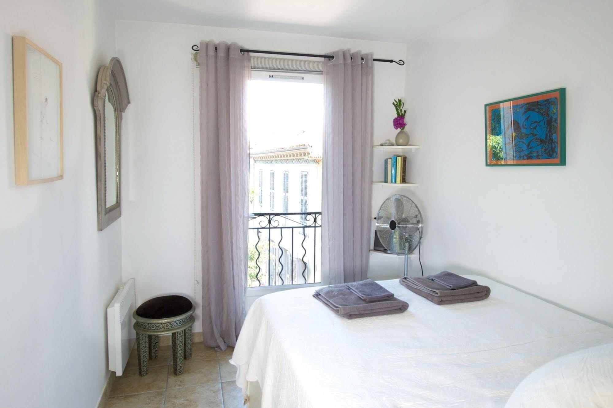 Rue Sade Bed & Breakfast Antibes Buitenkant foto