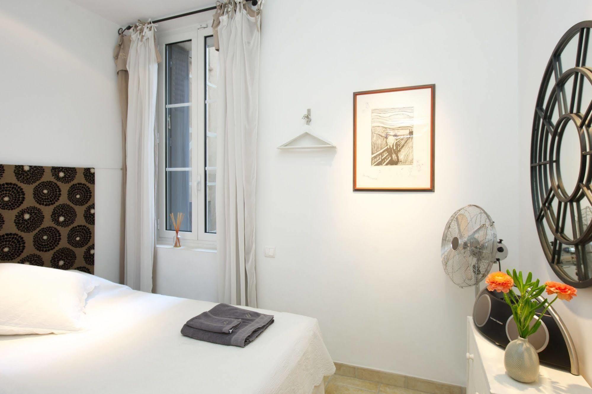 Rue Sade Bed & Breakfast Antibes Buitenkant foto